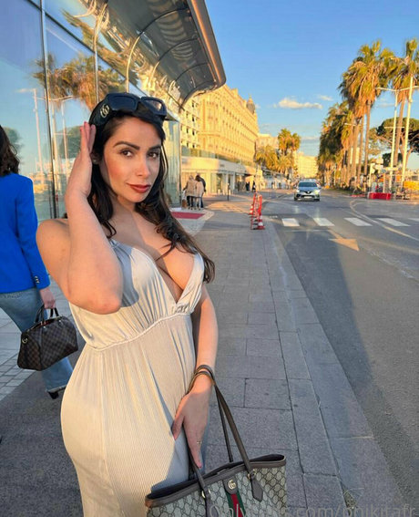 pnikitafr perfect actress img