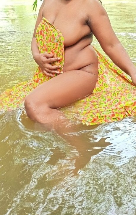 naughtyaunty Quick photo