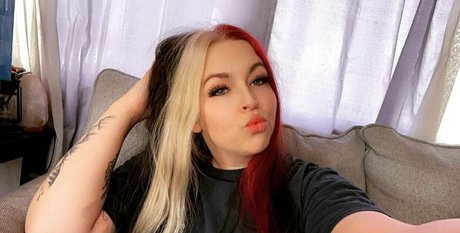 wildflower55free model erotic pic