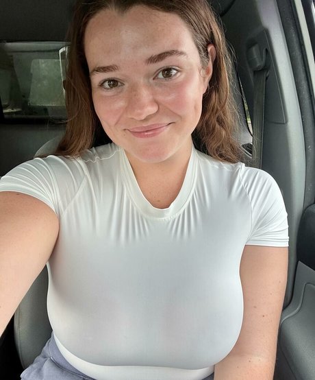 famous girls onlyfans hot naked img