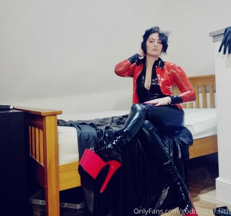 goddess of filth pornstar erotic image