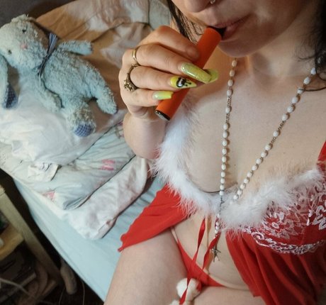 goddess of filth exclusive model images