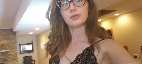 Elenakoshkaxoxo star nudes photo