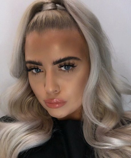 libbyrebecca nudes model image