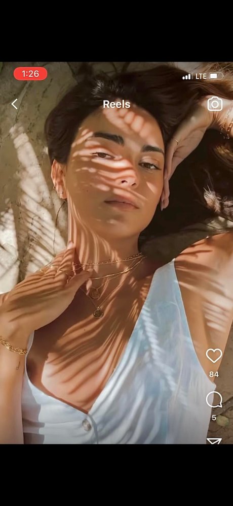 Kyra Santoro pornstar archive