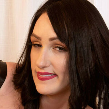 Suki Ski adult actress galleries