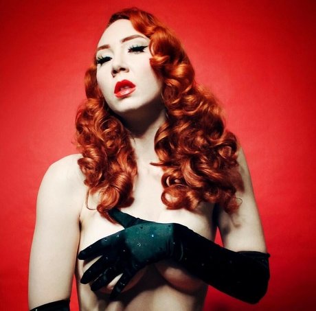 Juliette Electrique model perfect pics