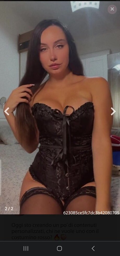 Esmeralda Morichelli pornstar nude images