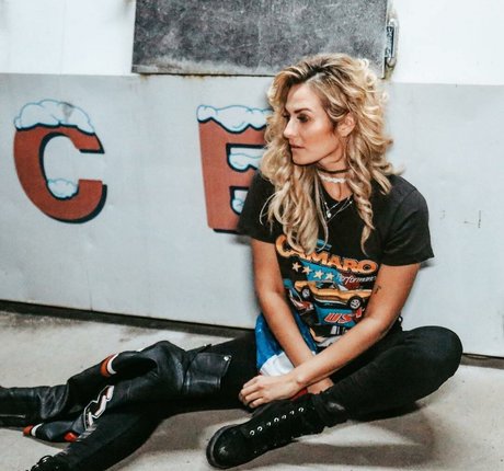 Scout Taylor Compton pornstar sex gallery