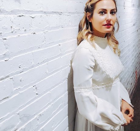 Scout Taylor Compton Quick photo