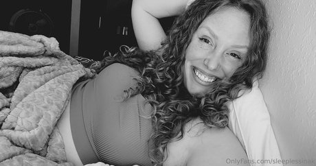 snow bunny907 sexy star pics