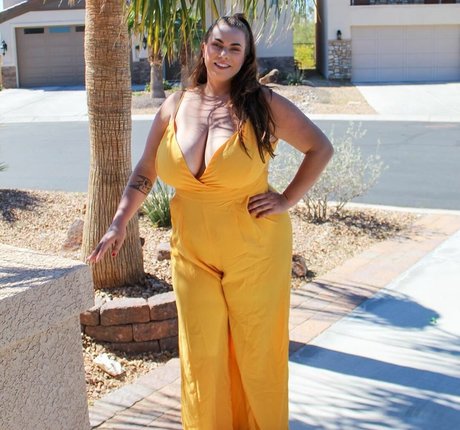 Ashleigh Dunn art actress image