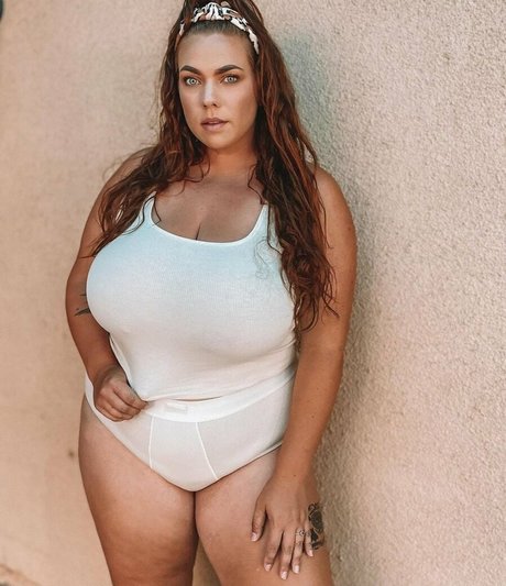 Ashleigh Dunn nice actress photo