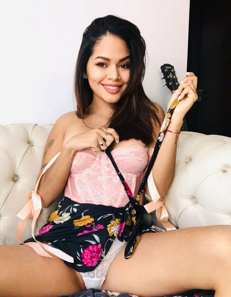 sofia jones2 star high quality pics