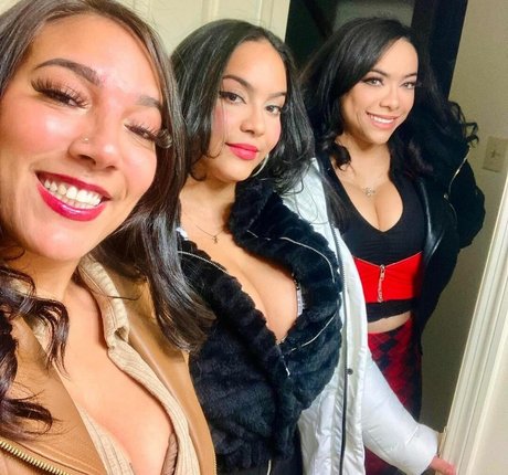 whore wife onlyfans top photo