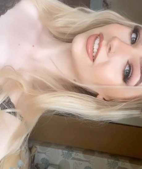 Heyitzrachael star adult photos