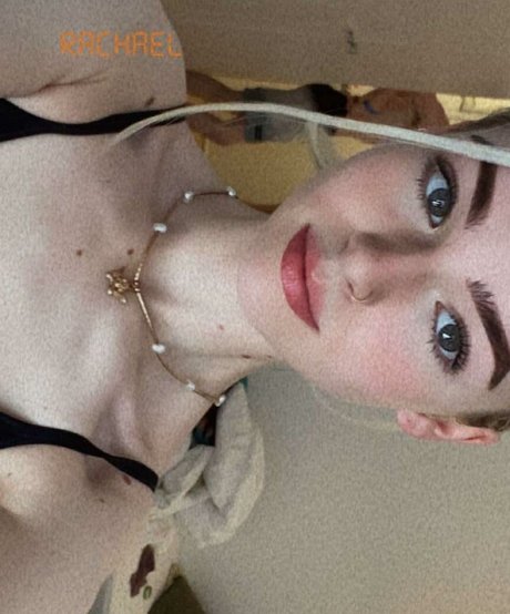 Heyitzrachael erotic pornstar photo