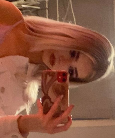 Heyitzrachael model high quality photo