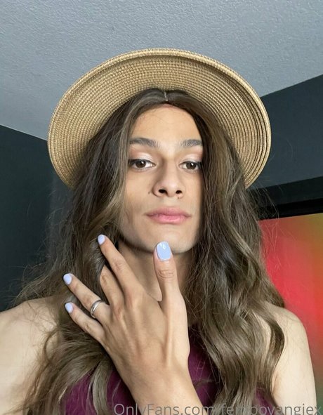 dripping wet pussy onlyfans adult gallery