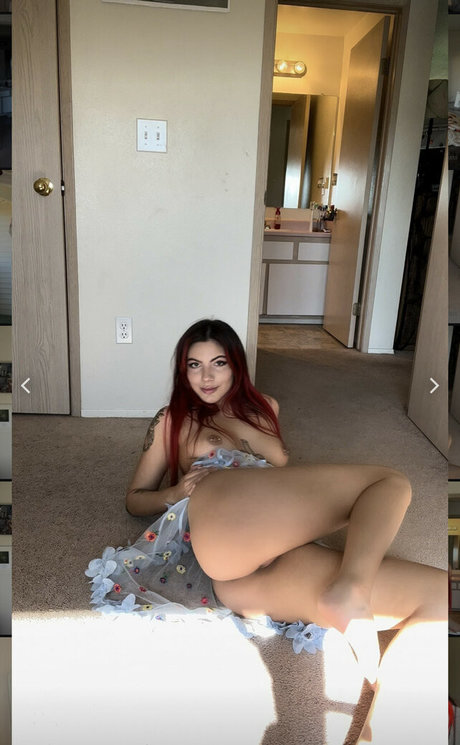 Baristawithtats exclusive model img