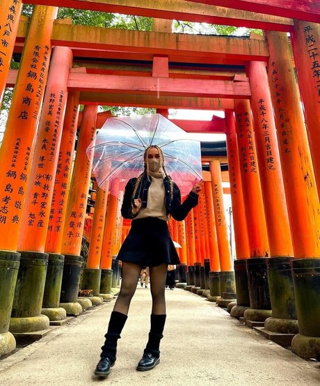 Fasffy Mega Dump naked pornstar image