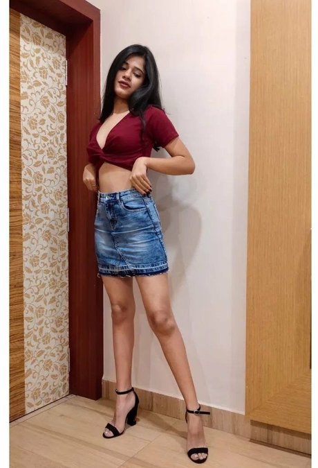 Sakshi Patil model pretty galleries