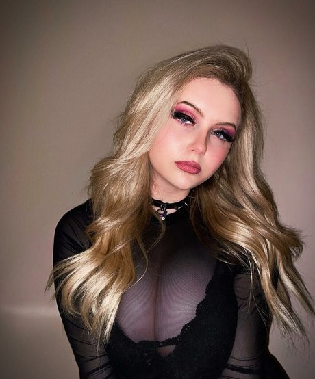 Larkan Danielle pornstar photo