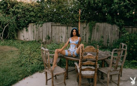 Riley Riviera star perfect picture