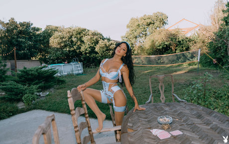 Riley Riviera star free img