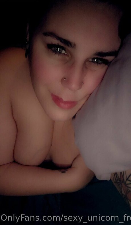 sexy unicorn free Profile photo