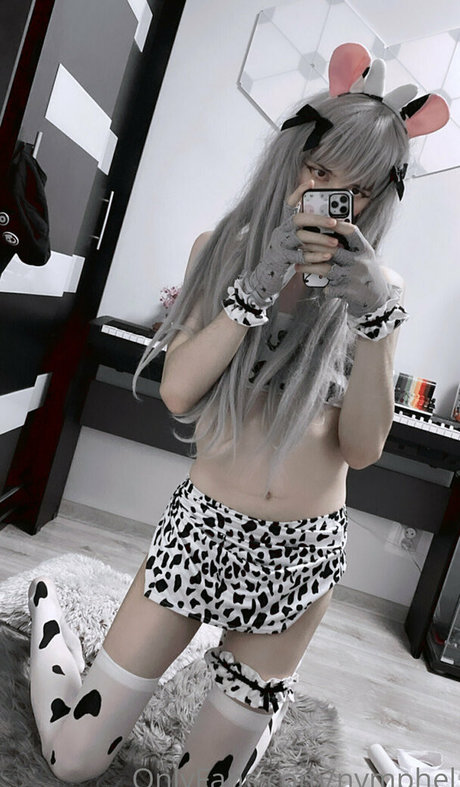 Nymphel nude model photo