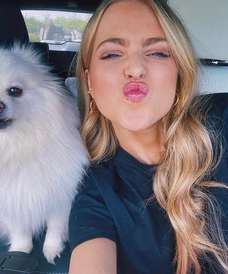 bride onlyfans sexy naked photo