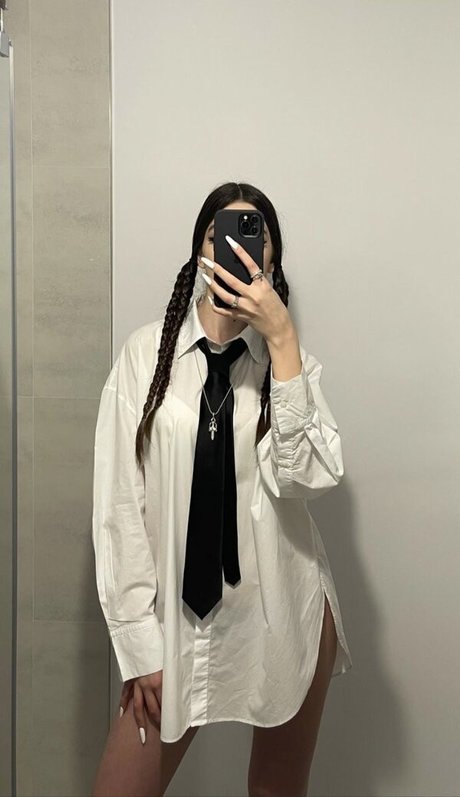 xjxulia star naked picture