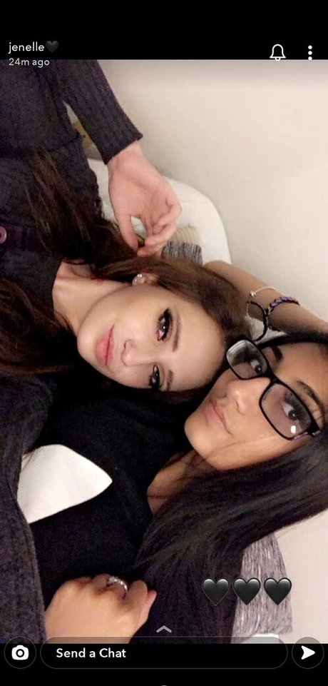 Jenelle Mathew porn star pictures