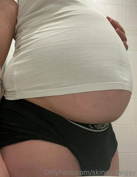 skinny twiggy free actress pictures