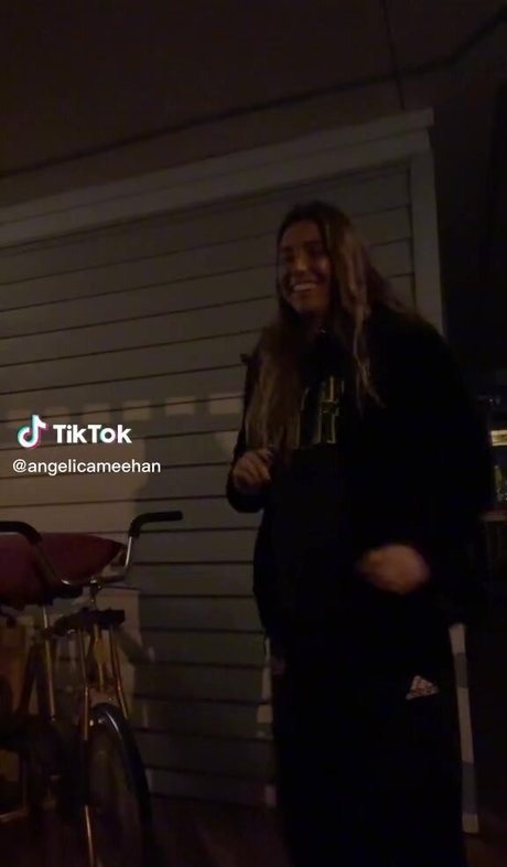 Angelica Meehan model nudes images