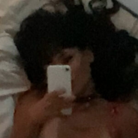 Dojagrrrl model top picture