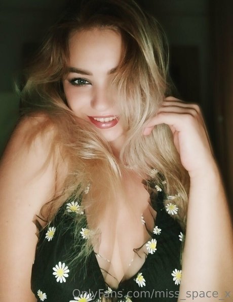 miss space x model sex archive