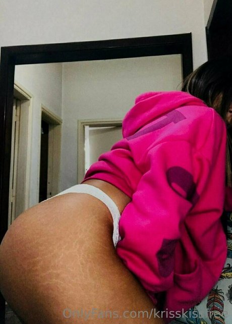 pussy spreading onlyfans hot naked pic