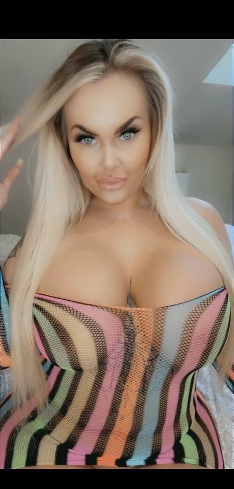 Porscheplatinum naked star photos