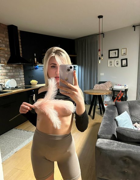 mother daughter onlyfans sexy pic