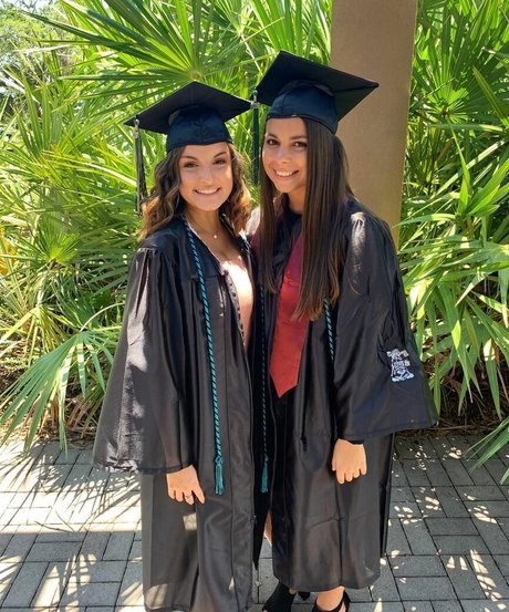 AJ Heahlke model xxx image