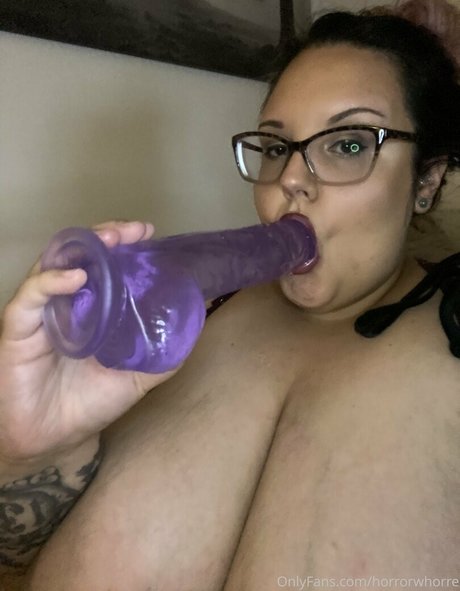 horrorwhorre model exclusive images