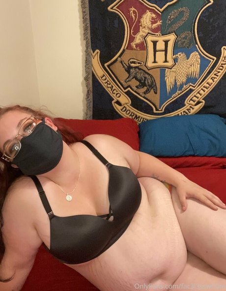 creamxxxqueen star nude photos