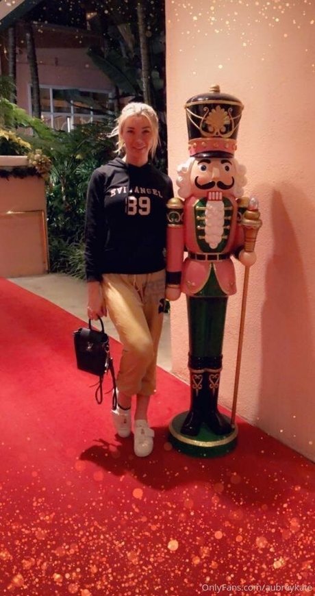aubreykate sex model archive