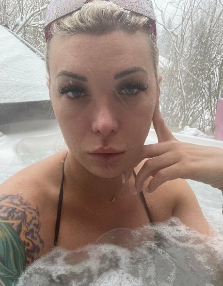 asian yoga onlyfans sexy nudes photos