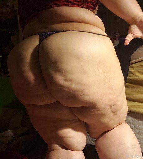 pumpka booty naked actress images