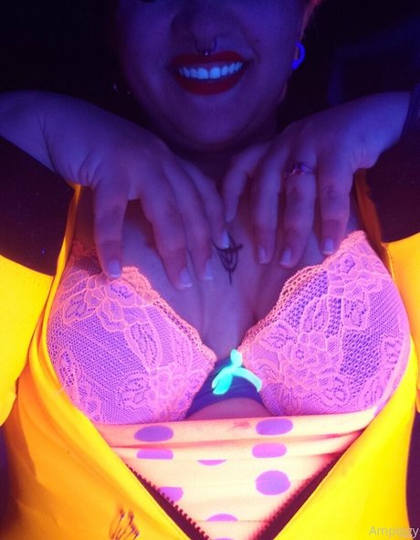 pumpka booty nudes model photo