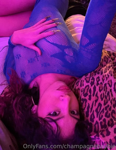 champagnebaybie erotic pornstar galleries