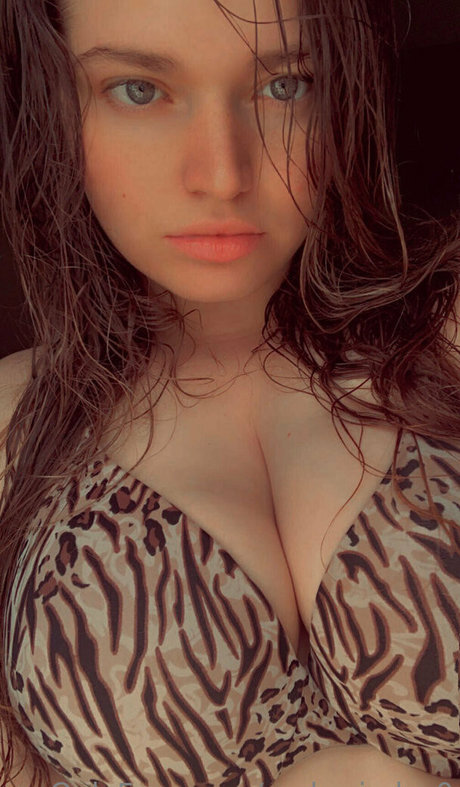 amberjade 0 model xxx img